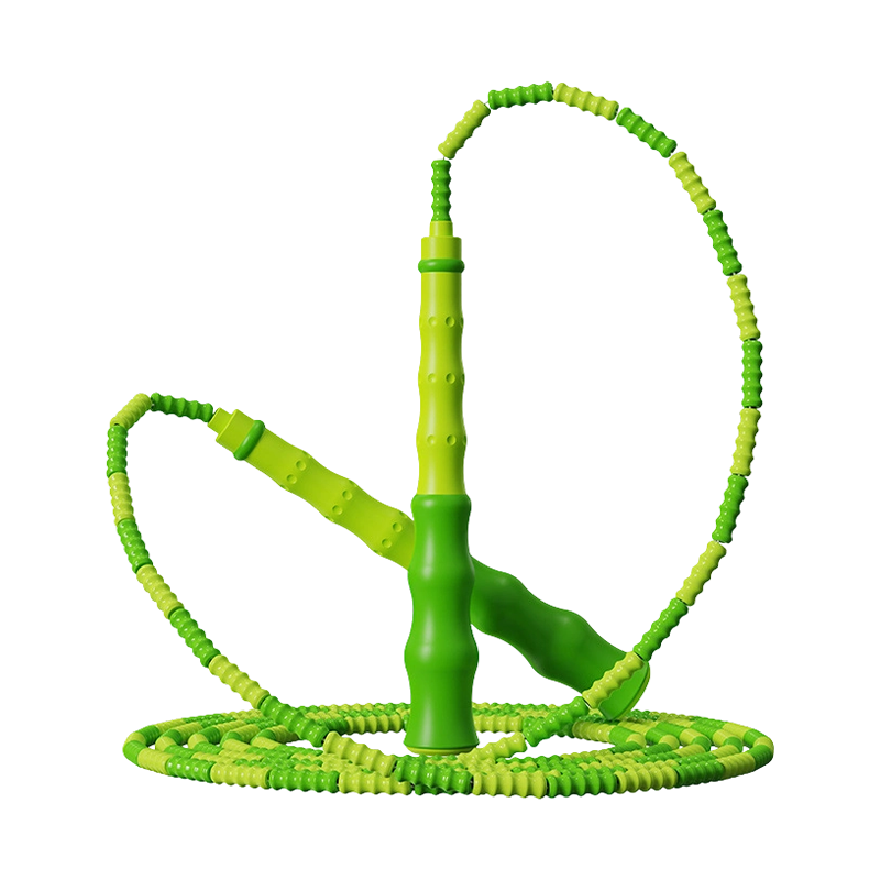 Studenti základních škol TS-18 se začínají učit skákat na bambusovém laně